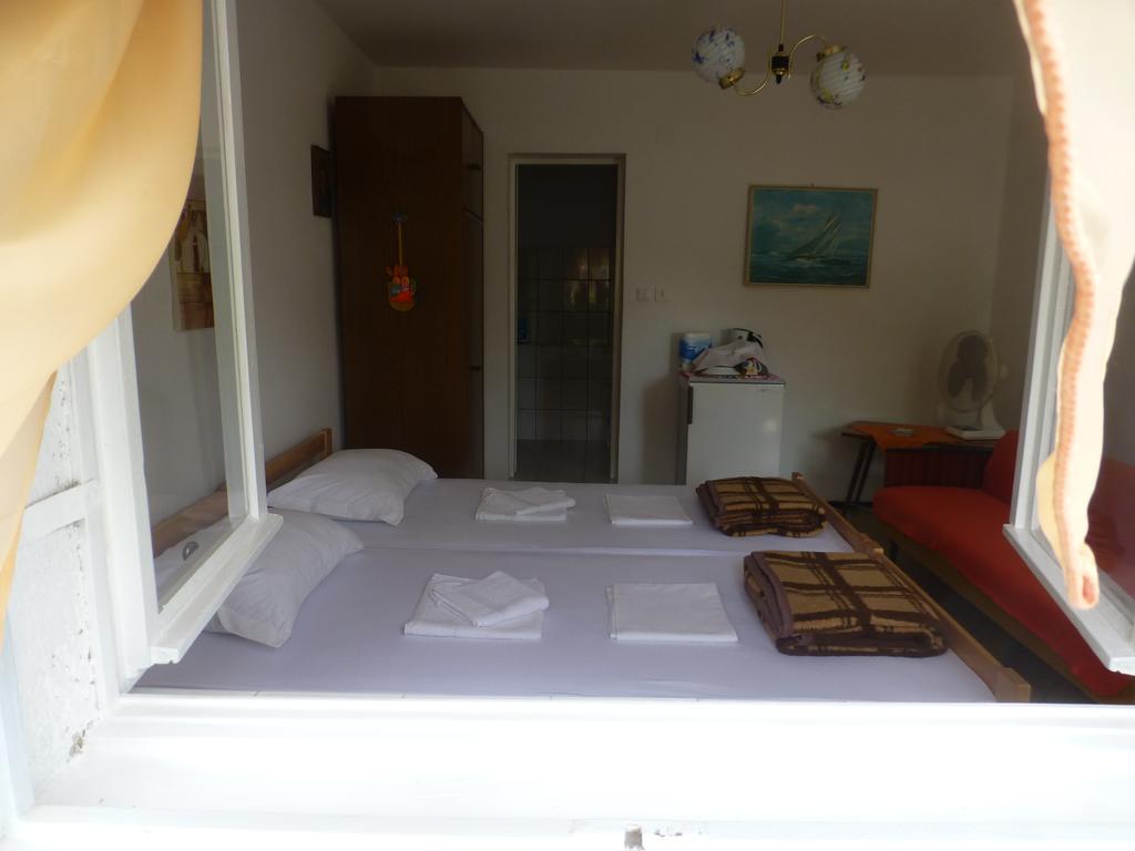 Guesthouse Bracanović Hvar Town Eksteriør billede